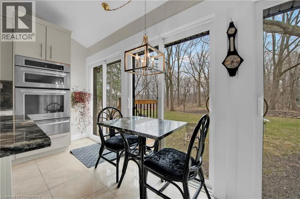 16 FREELAND Court