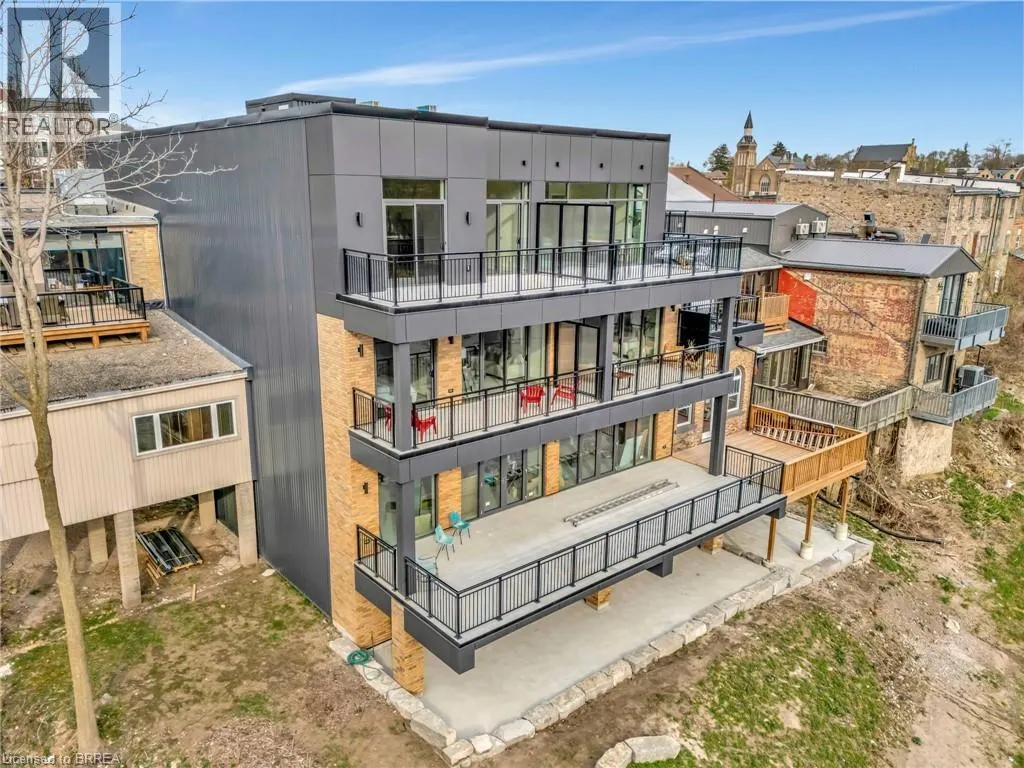7 GRAND RIVER Street N Unit# 201, #201