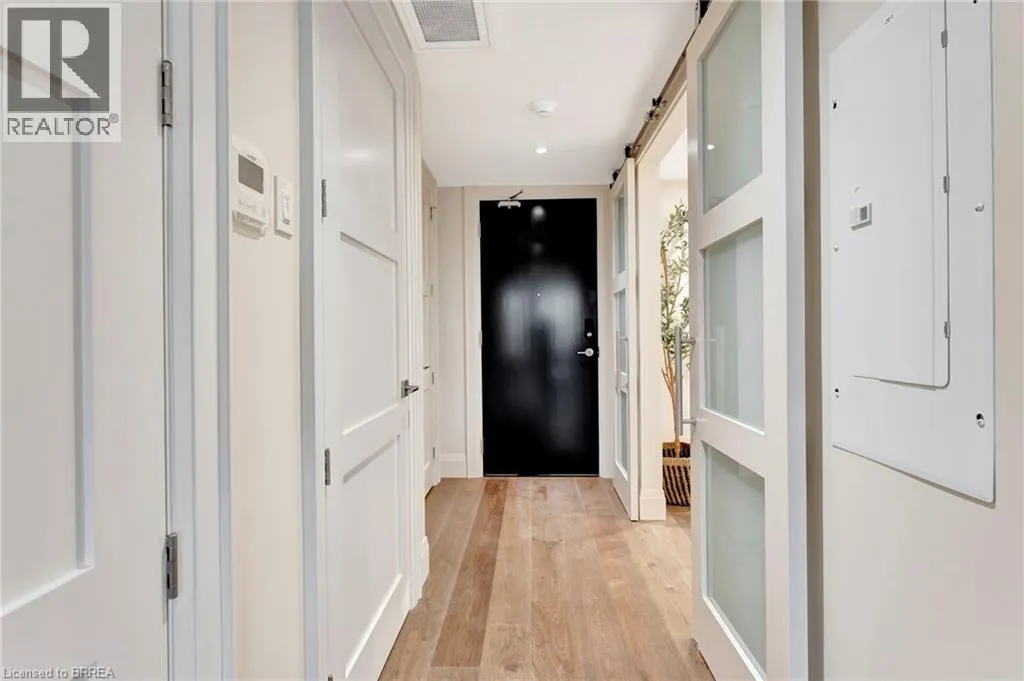 7 GRAND RIVER Street N Unit# 201, #201
