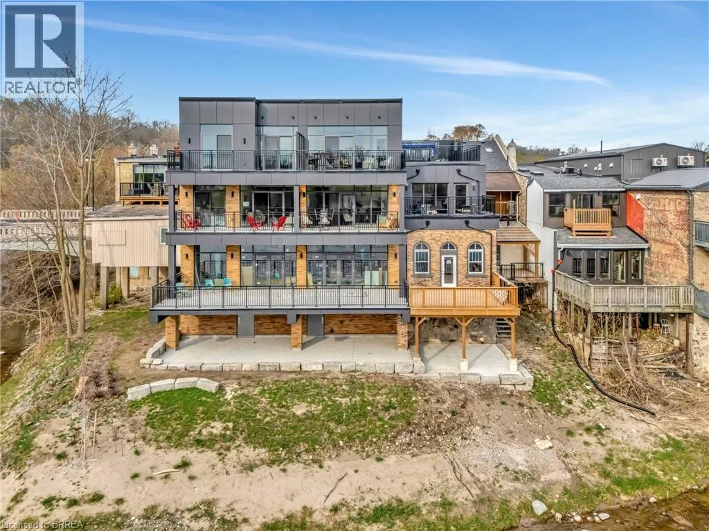 7 GRAND RIVER Street N Unit# 201, #201
