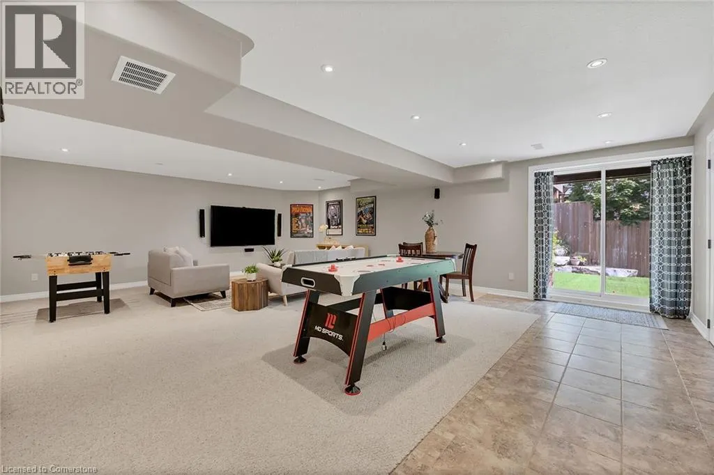 47 SOUTHWOOD Crescent