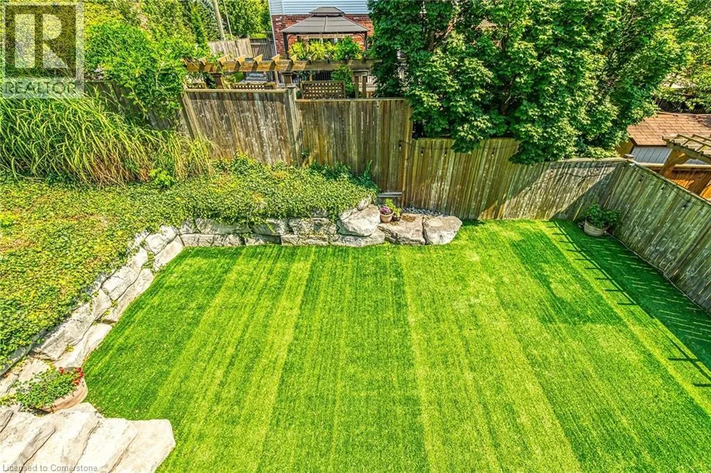 47 SOUTHWOOD Crescent