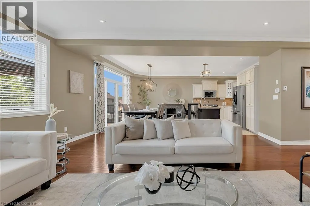 47 SOUTHWOOD Crescent