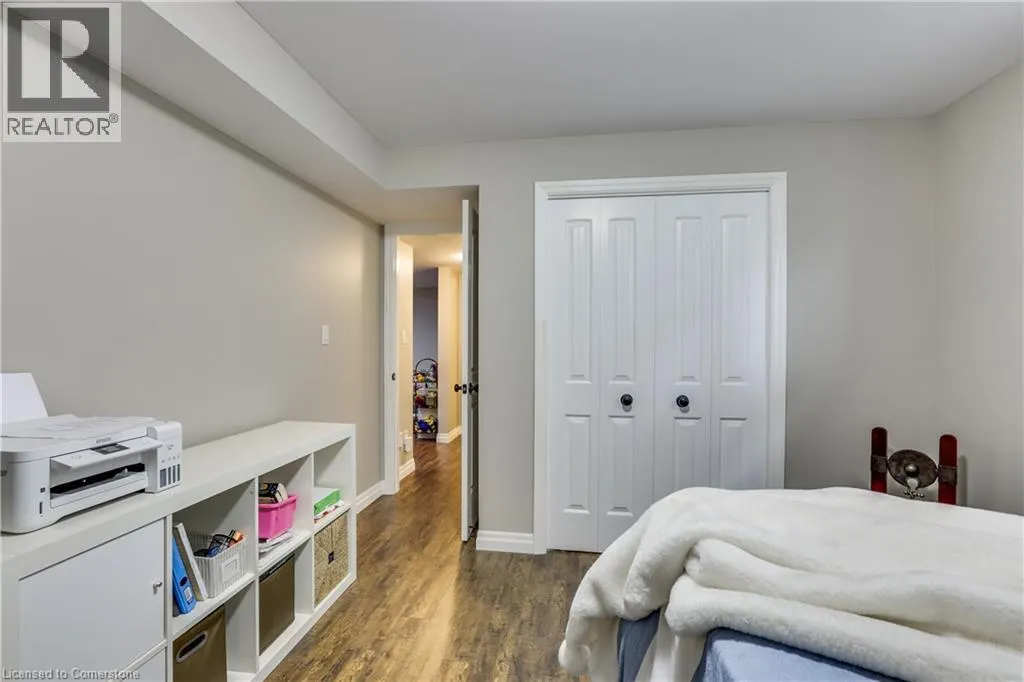 1016 ALBERNI Road