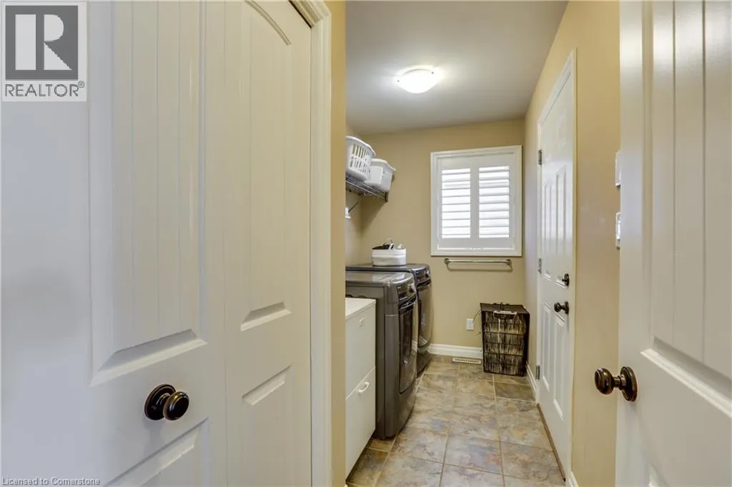 1016 ALBERNI Road