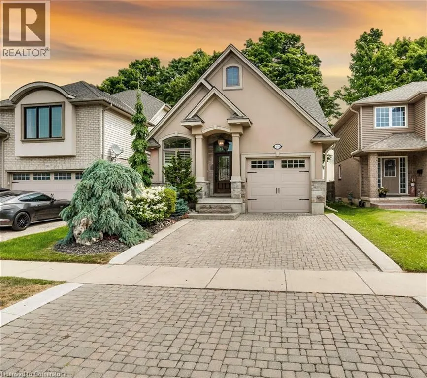 1016 ALBERNI Road