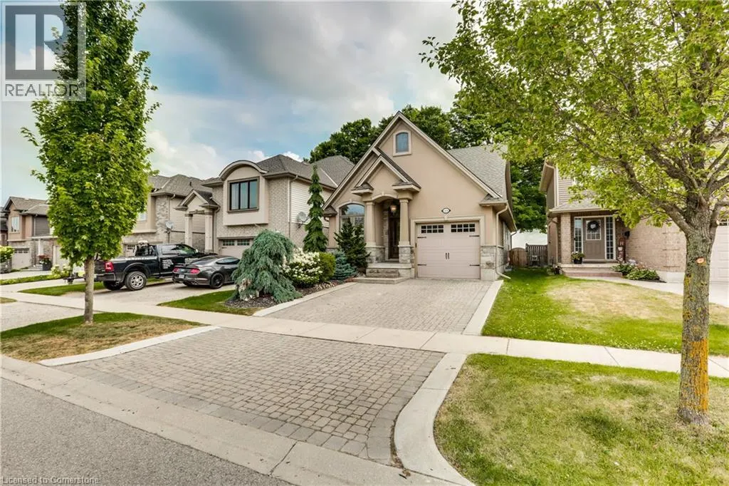 1016 ALBERNI Road