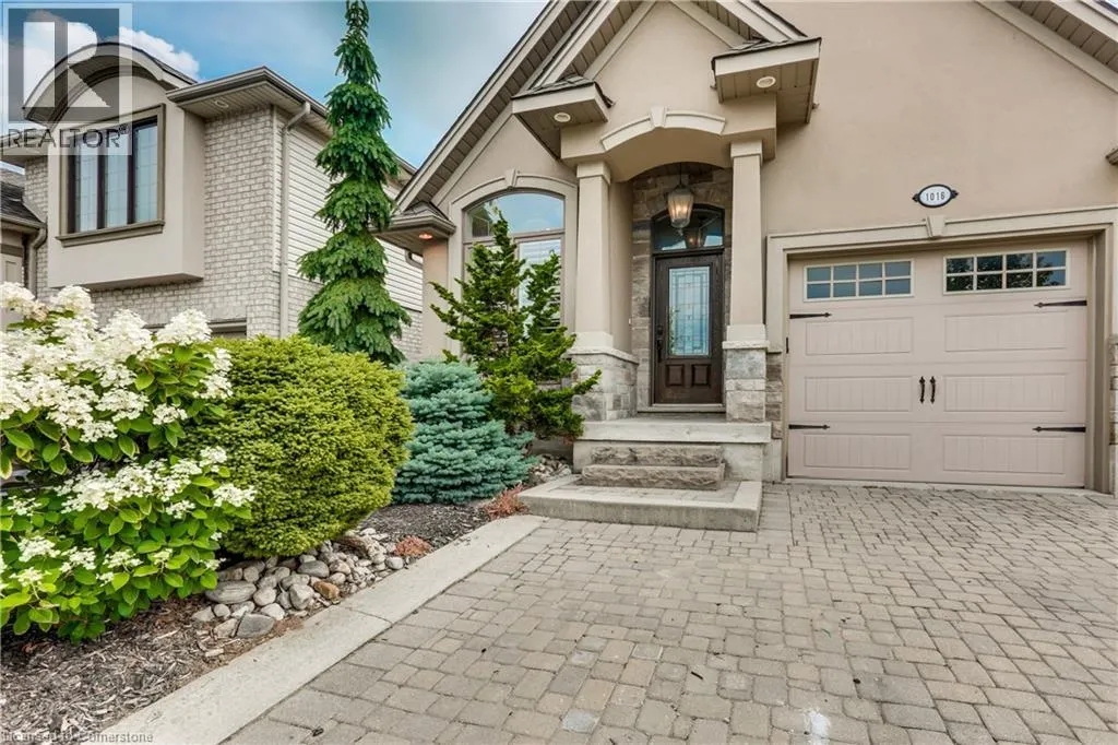 1016 ALBERNI Road