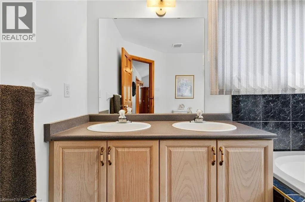 194 BUTTERFIELD Court