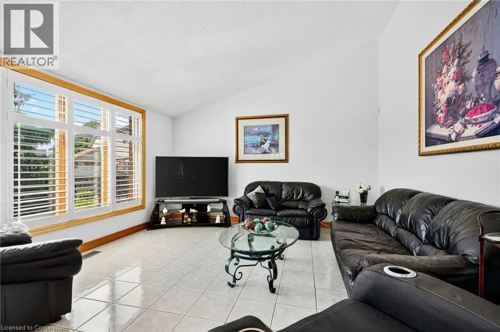 194 BUTTERFIELD Court