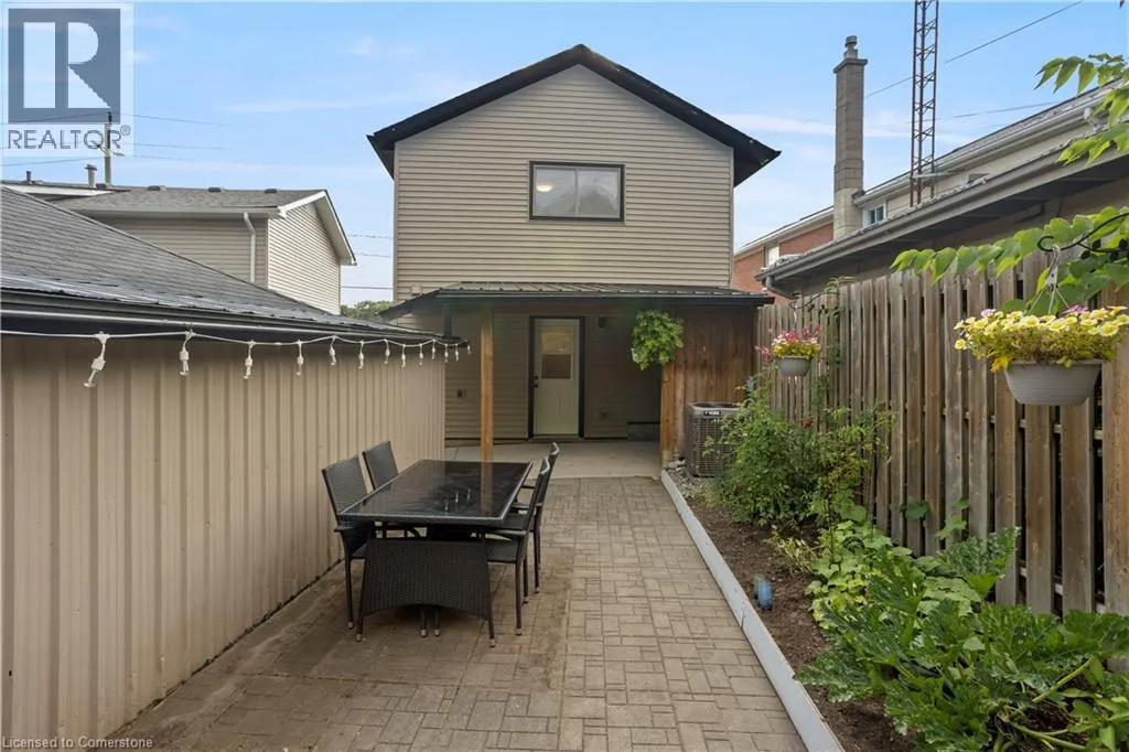 1309 SWAN Street