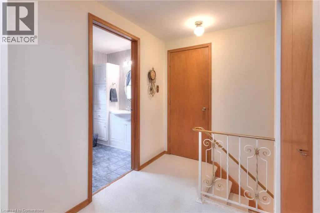 1 KINGFISHER Drive