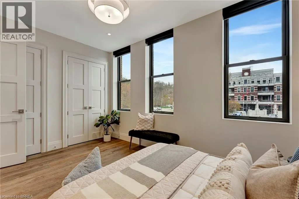7 GRAND RIVER Street N Unit# 202, #202