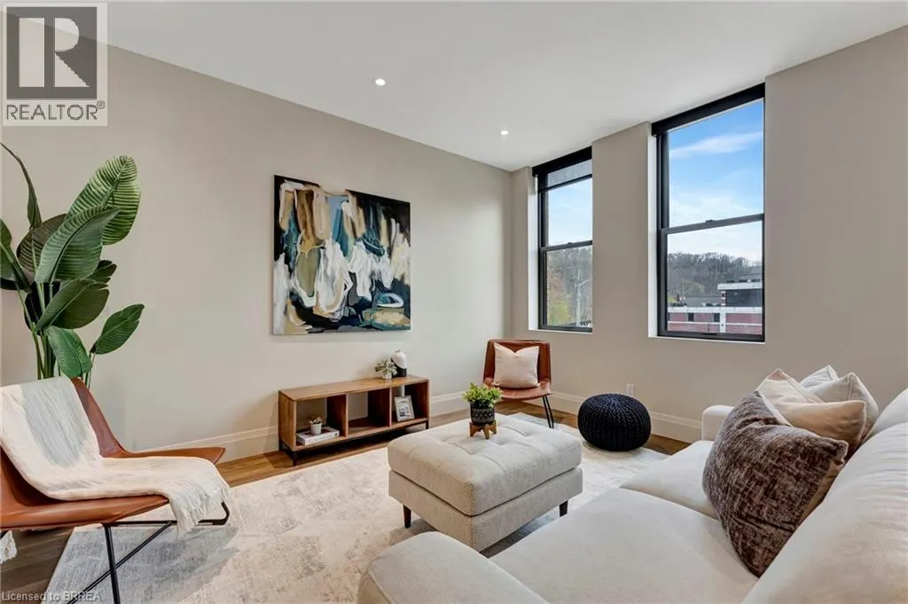 7 GRAND RIVER Street N Unit# 202, #202