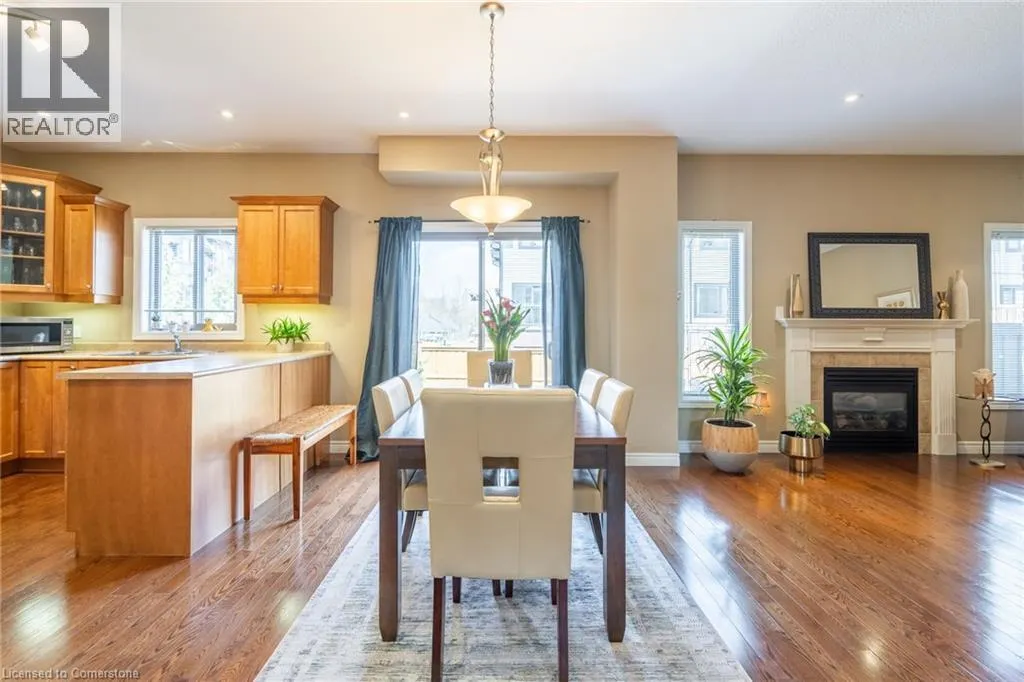 195 WILSON Street W Unit# 6, #6