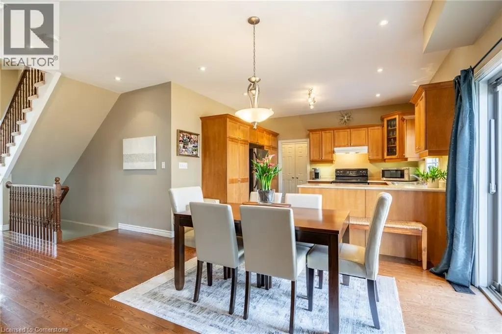 195 WILSON Street W Unit# 6, #6