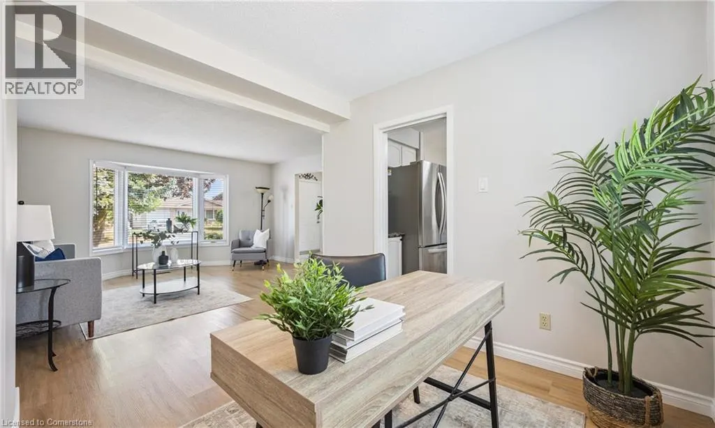 136 ST JEROME Crescent