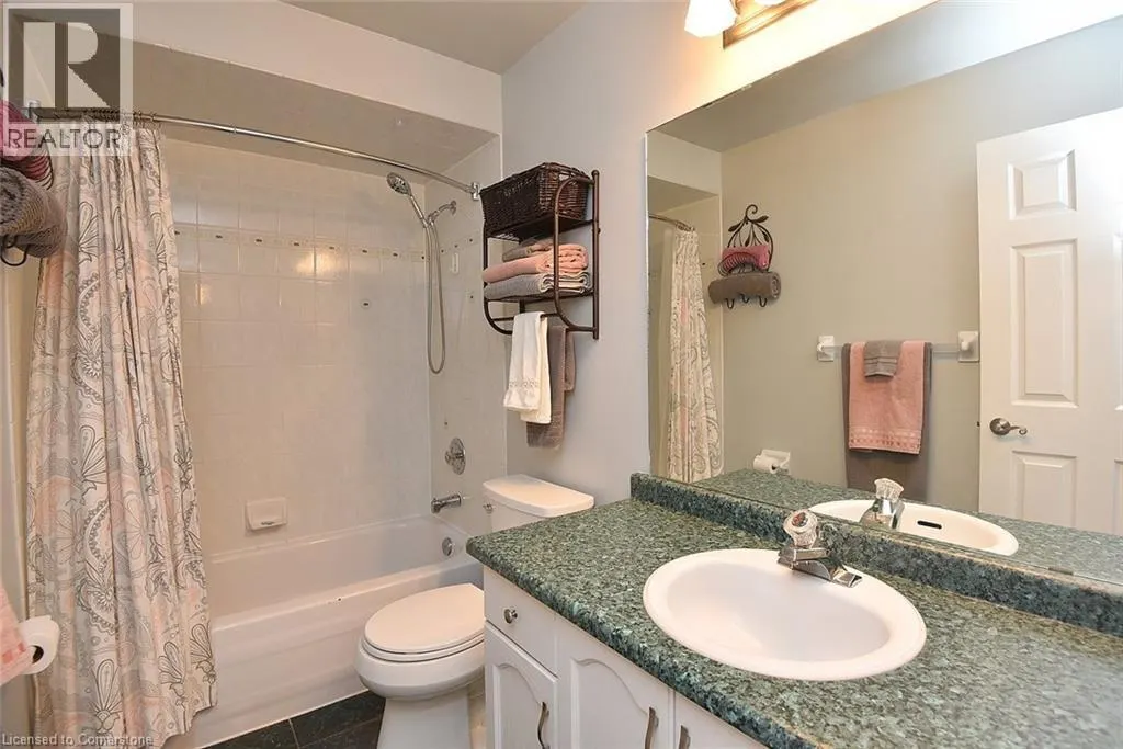 11 JACQUELINE Boulevard