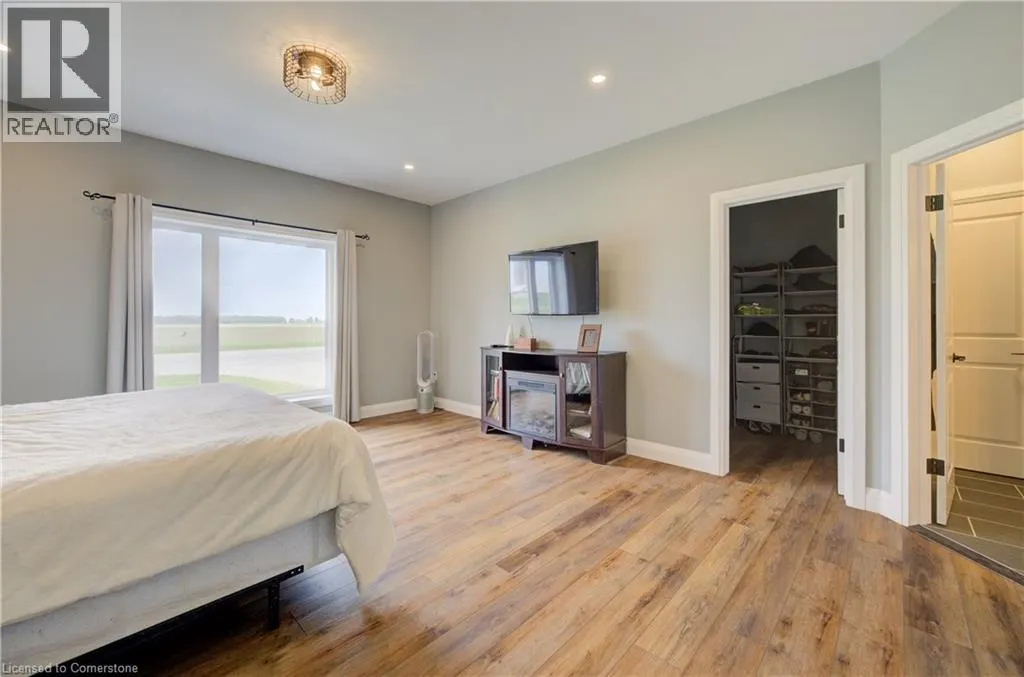 7922 WELLINGTON ROAD 8