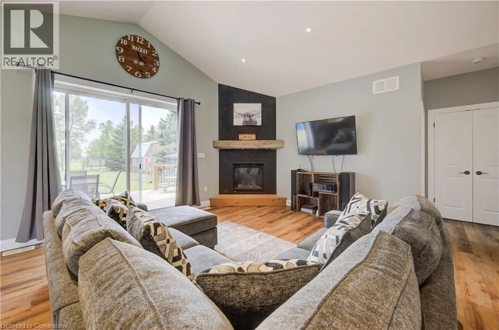 7922 WELLINGTON ROAD 8