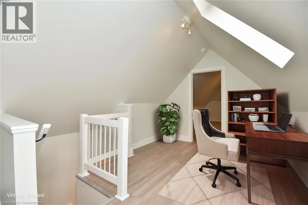 66 ERIE Avenue Unit# Upper, #Upper