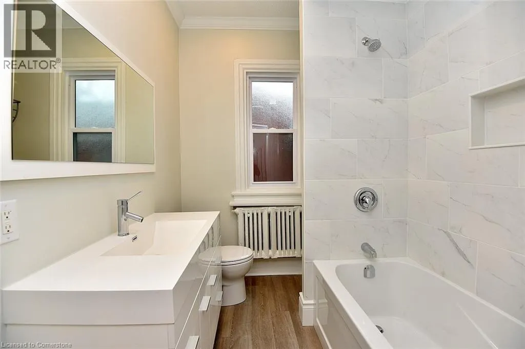 66 ERIE Avenue Unit# Upper, #Upper