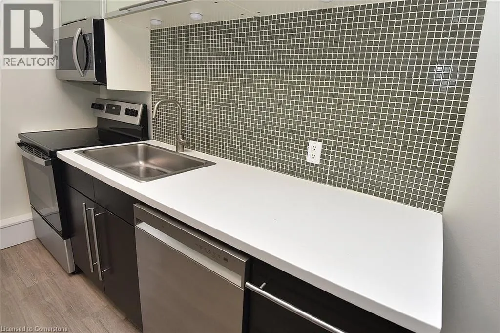 66 ERIE Avenue Unit# Upper, #Upper