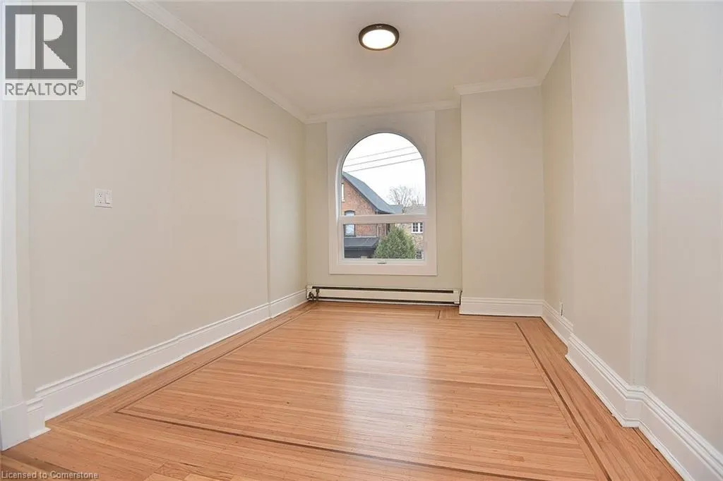 66 ERIE Avenue Unit# Upper, #Upper