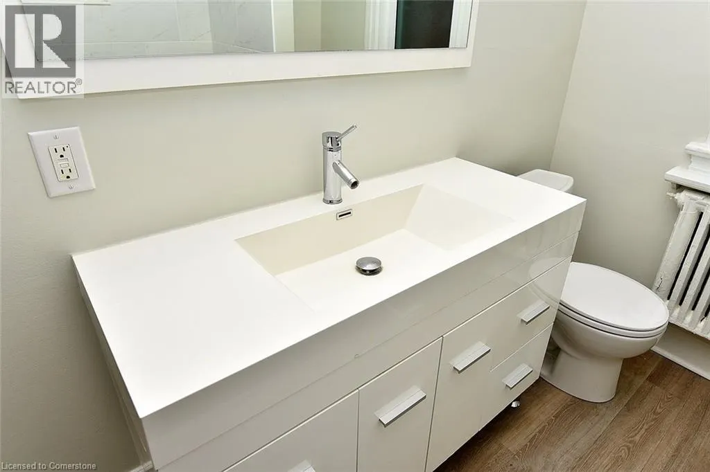 66 ERIE Avenue Unit# Upper, #Upper
