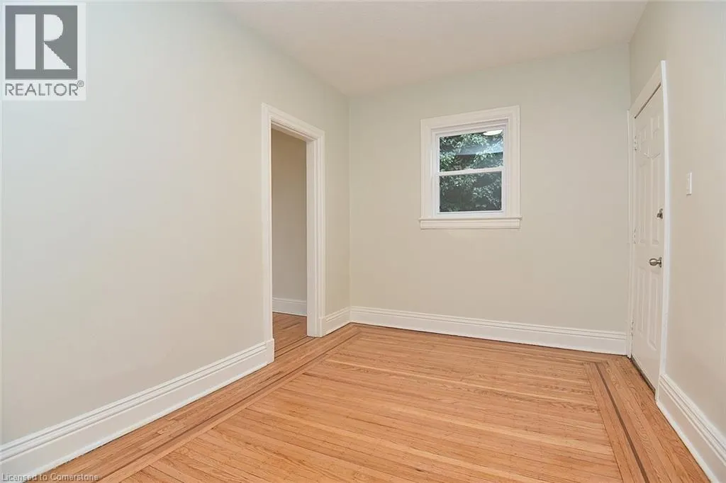 66 ERIE Avenue Unit# Upper, #Upper