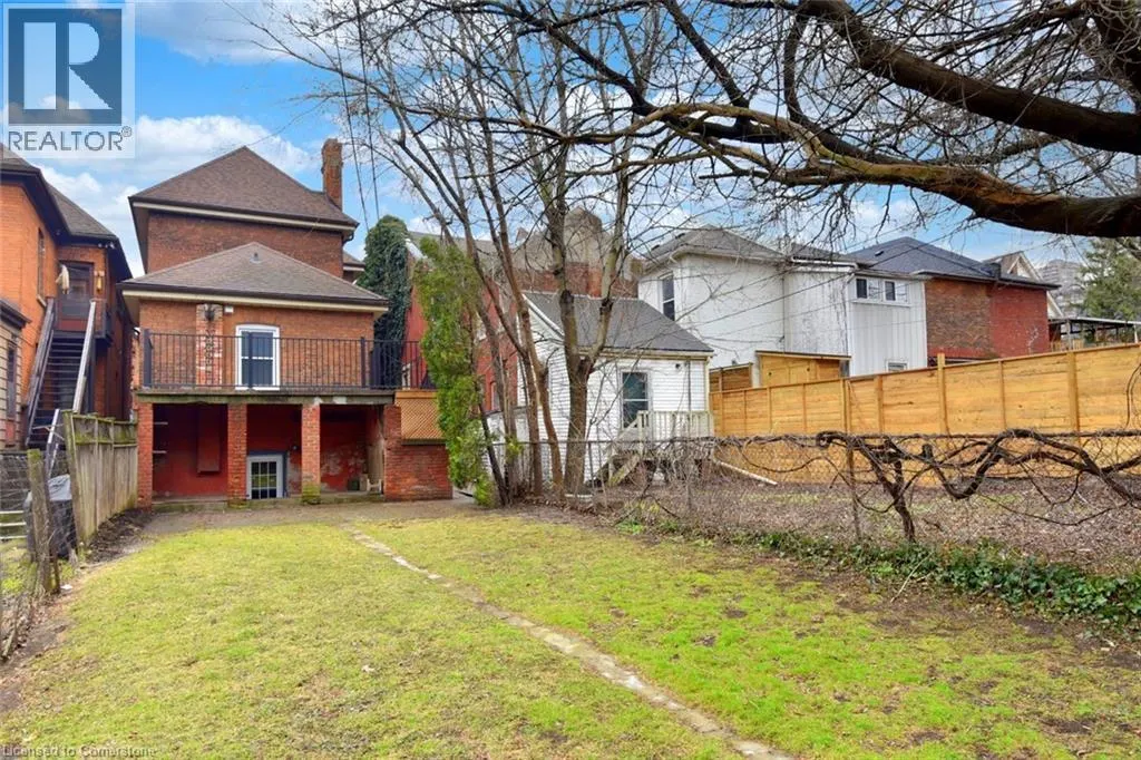 66 ERIE Avenue Unit# Upper, #Upper