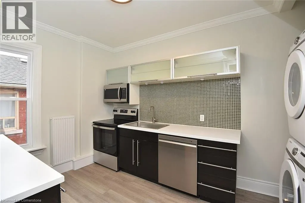 66 ERIE Avenue Unit# Upper, #Upper