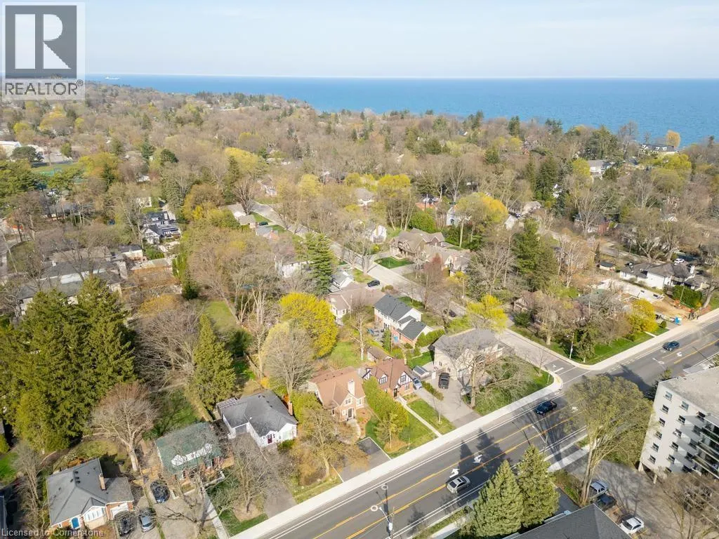 321 GUELPH Line
