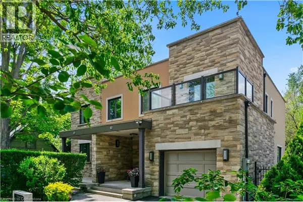 82 BRANT Street