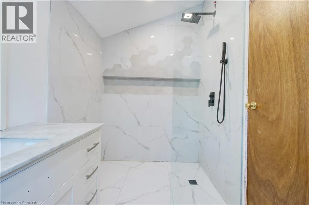85 EAST 37TH Street