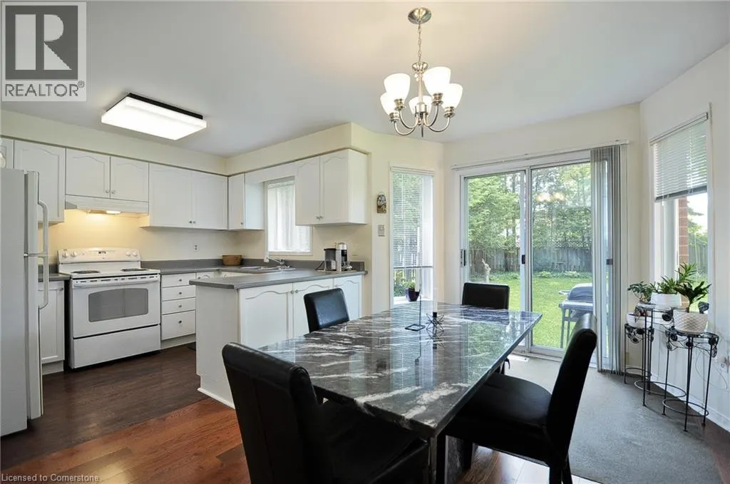 61 HARWOOD Road