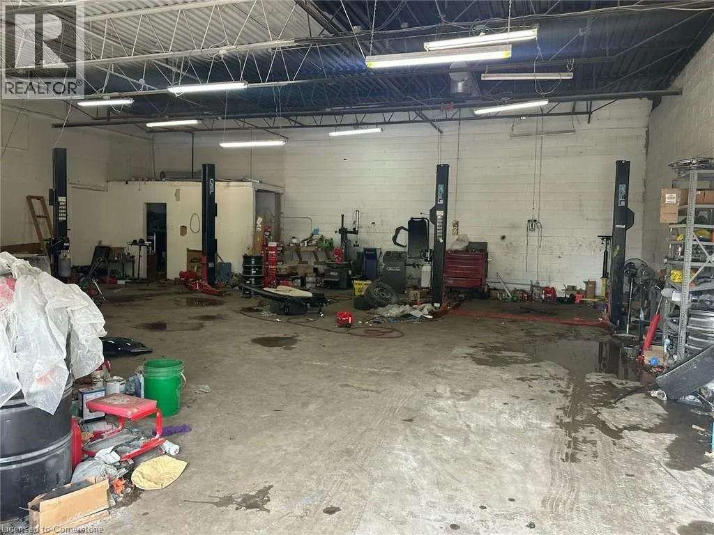 333 ELGIN Street N Unit# A2, #A2