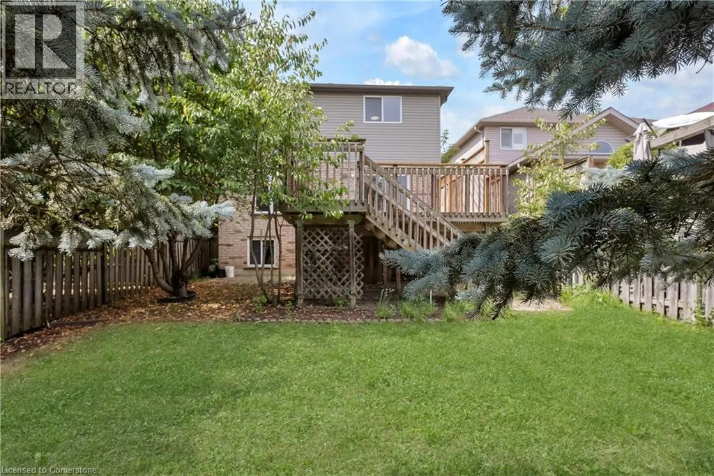 205 HOLBEACH Crescent
