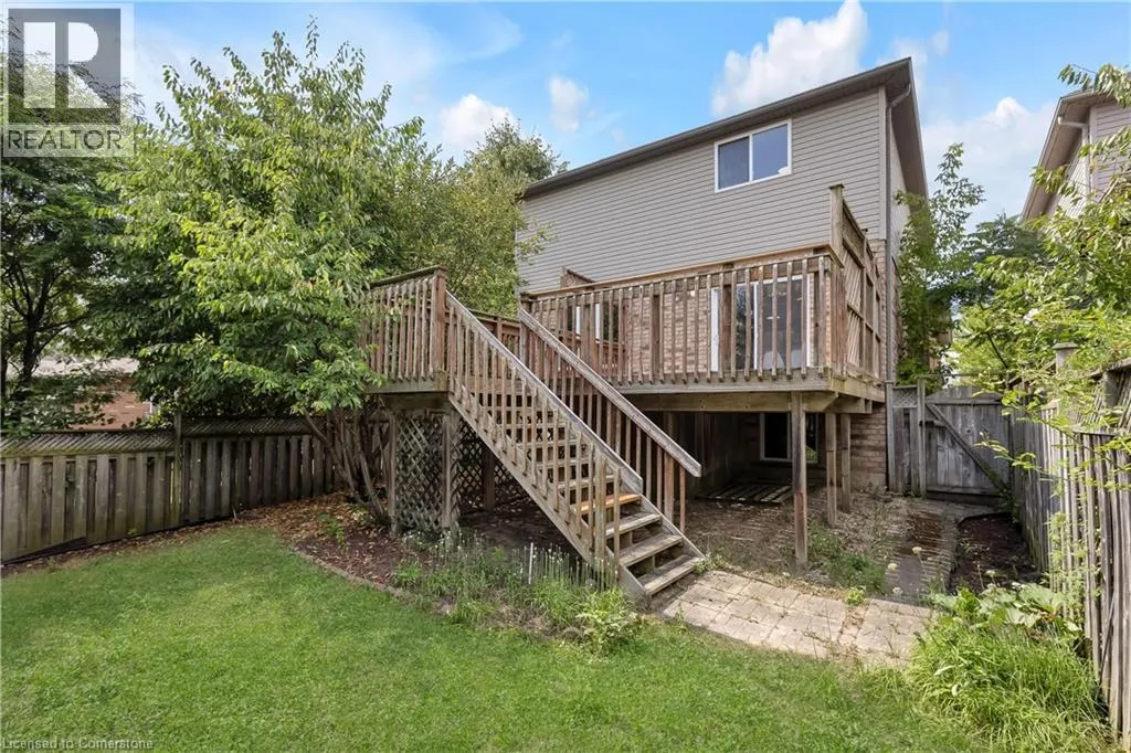 205 HOLBEACH Crescent