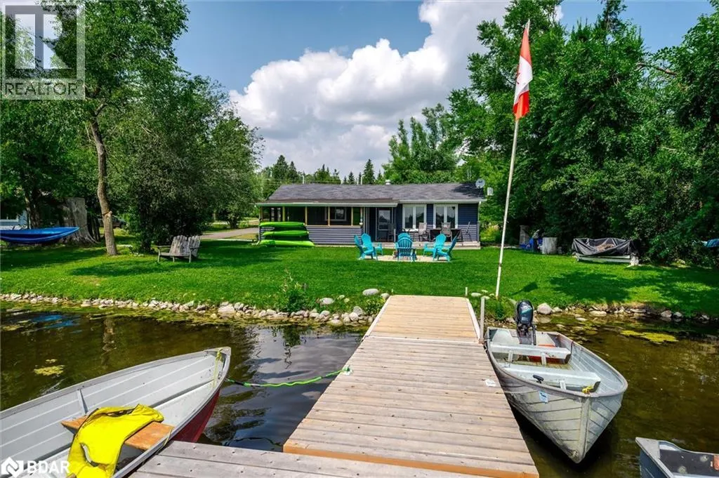 9 CHARLOTTE CRES Crescent