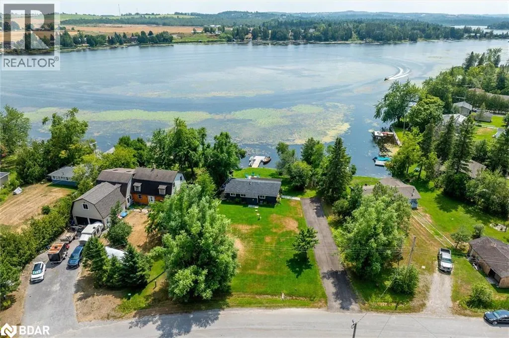 9 CHARLOTTE CRES Crescent