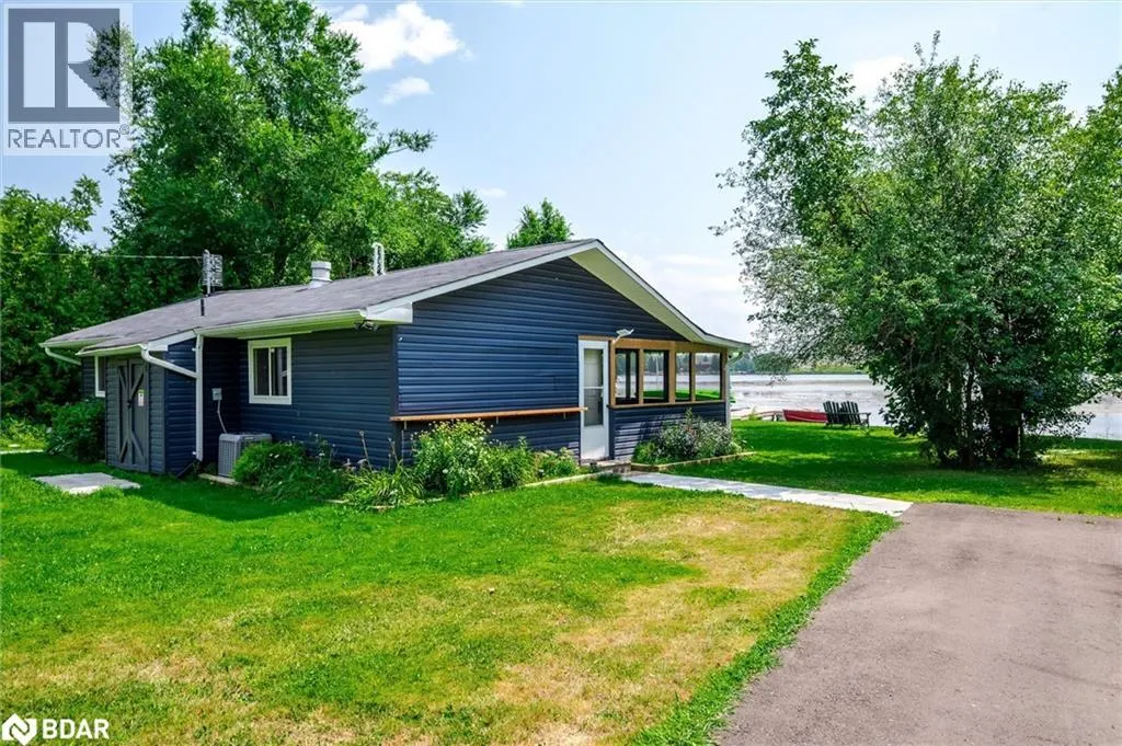 9 CHARLOTTE CRES Crescent