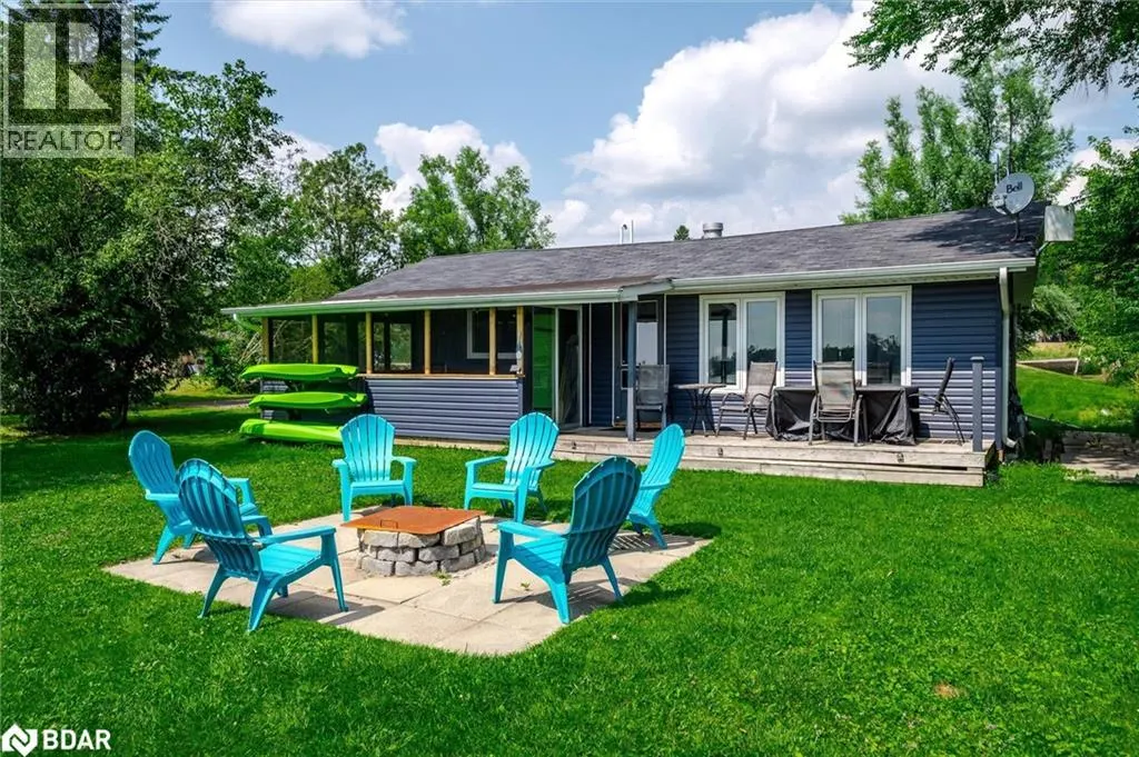 9 CHARLOTTE CRES Crescent