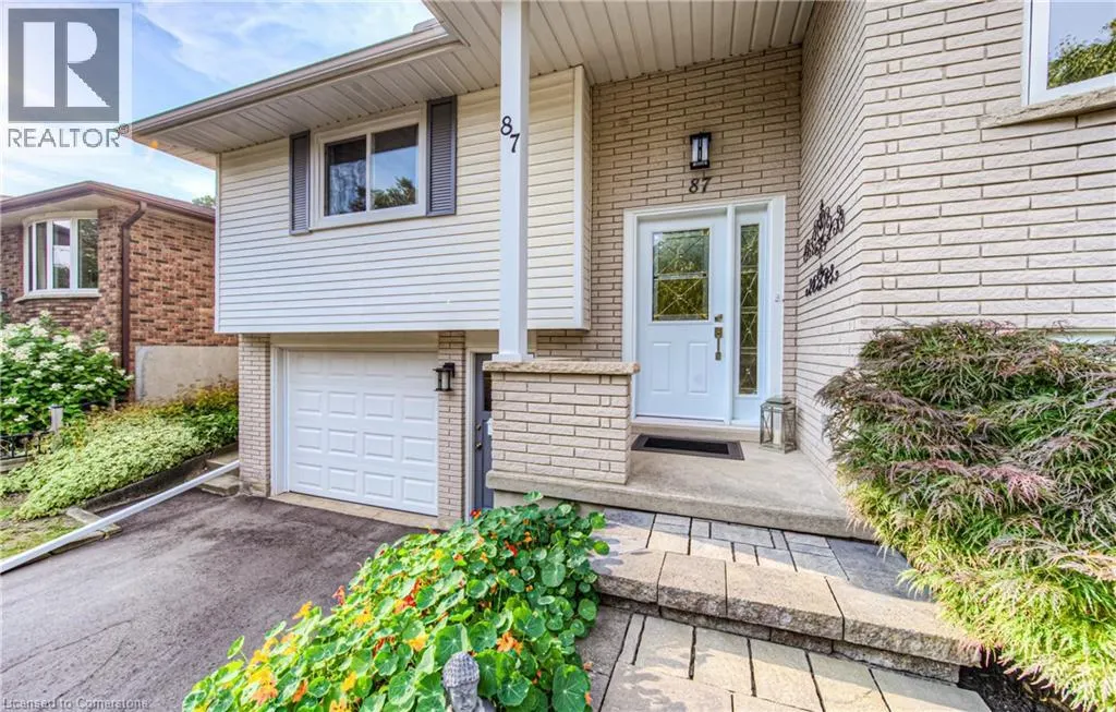 87 RADCLIFFE Drive