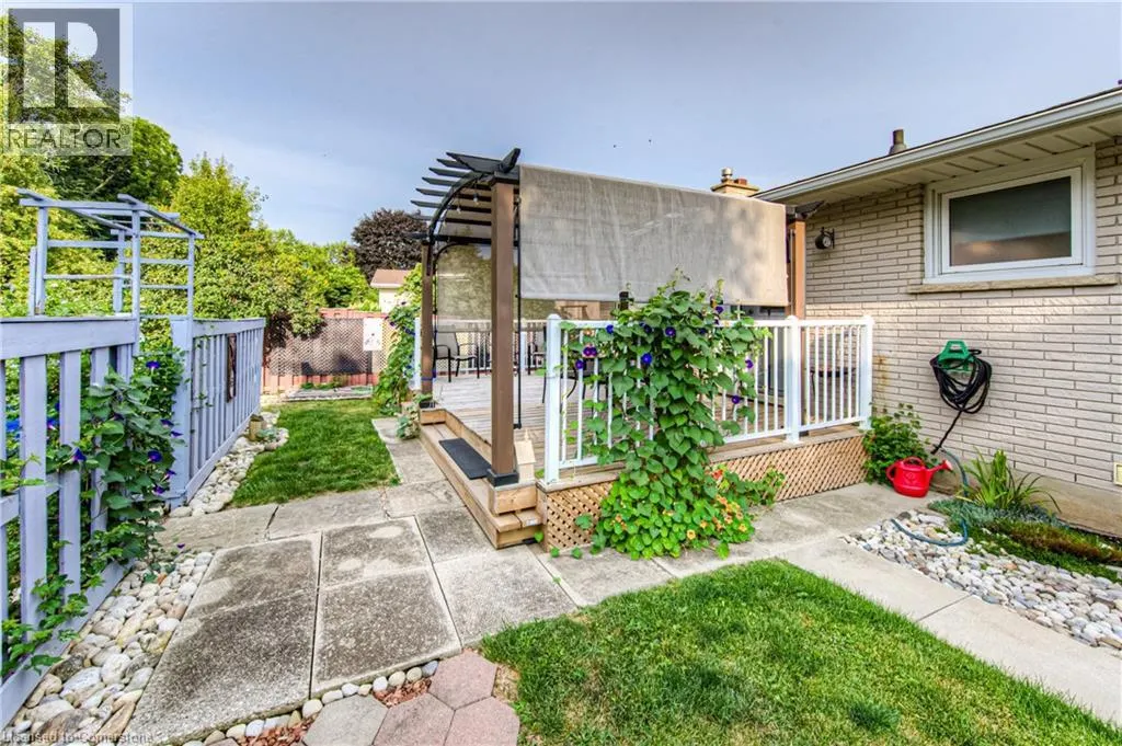 87 RADCLIFFE Drive