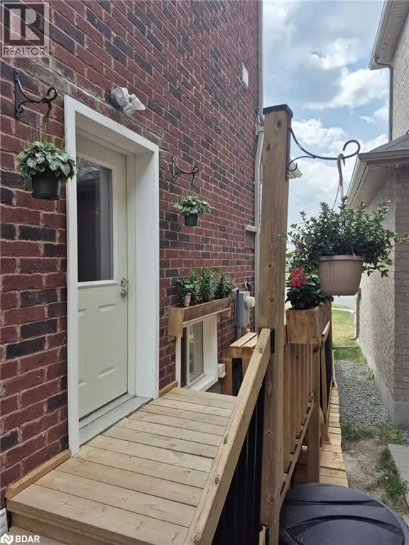 127 MUIRFIELD Drive Unit# LOWER LEVEL