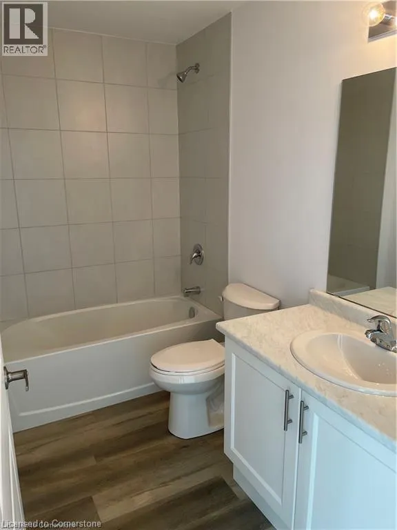 470 DUNDAS Street E Unit# 215, #215