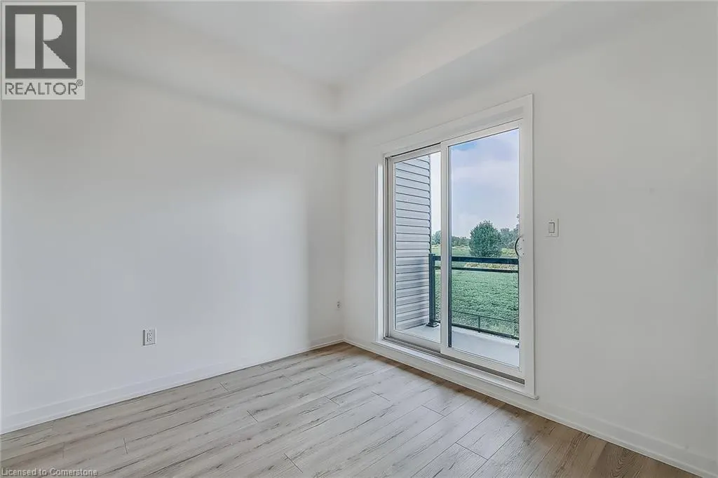 940 ST. DAVID Street N Unit# 10, #10