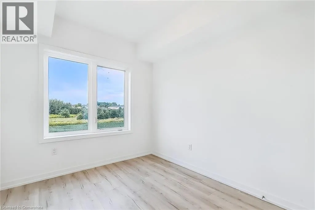 940 ST. DAVID Street N Unit# 10, #10