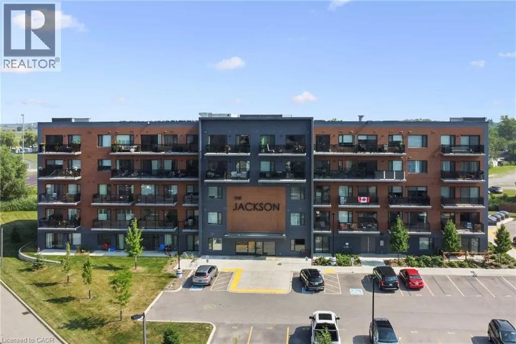64 MAIN Street N Unit# 303, #303